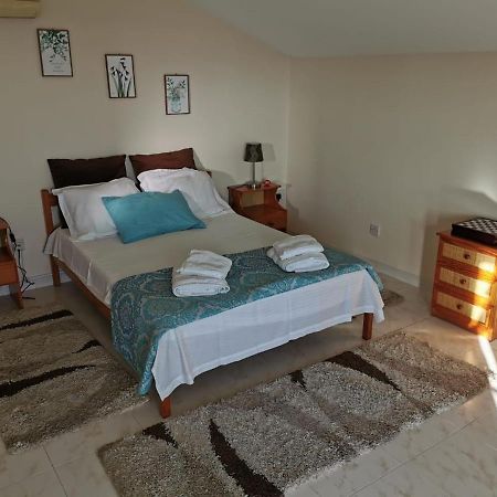 Must Stay - Sea & Salt Lake Panoramic View Apt Larnaca Luaran gambar