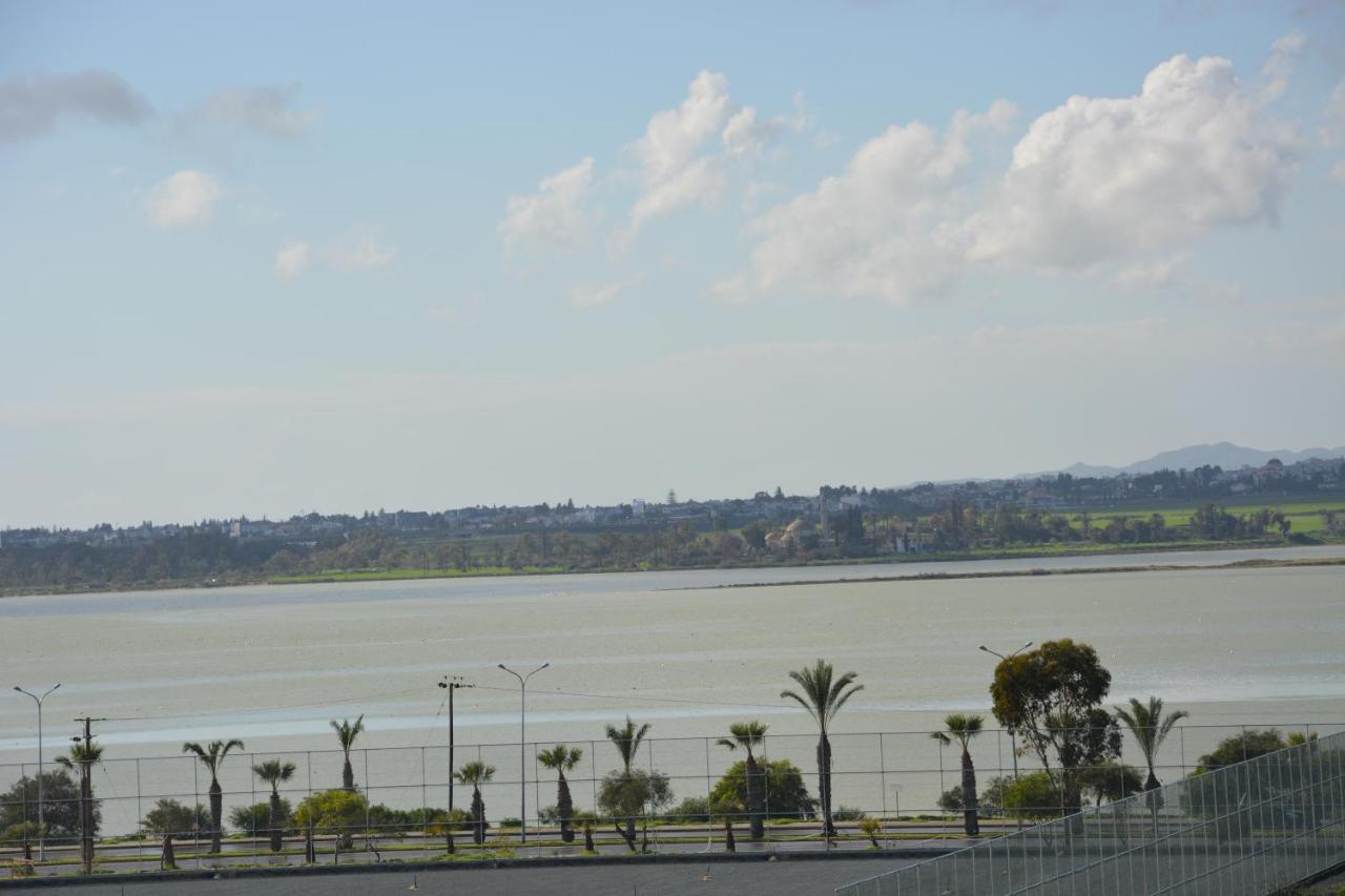 Must Stay - Sea & Salt Lake Panoramic View Apt Larnaca Luaran gambar