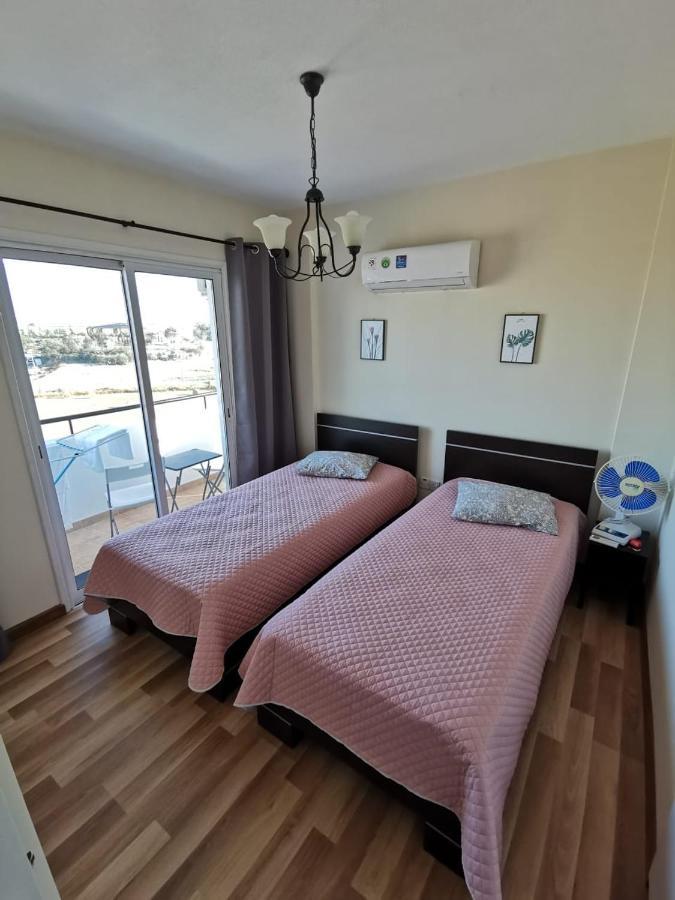 Must Stay - Sea & Salt Lake Panoramic View Apt Larnaca Luaran gambar